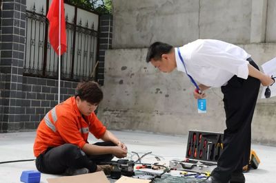 武漢通信段 比標準，拼速度，光纜接續大比武助力通信設備修理