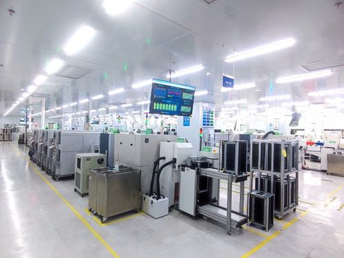 工廠原來這么酷丨揭秘智能座艙、無塵智造與智能設(shè)備的革新之路